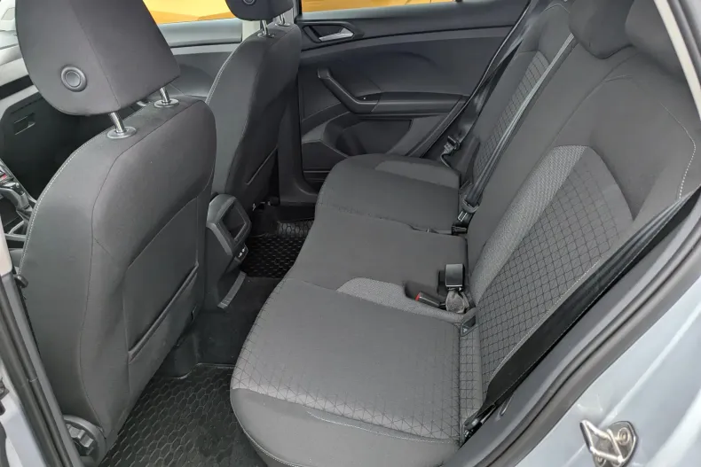 Volkswagen T-Cross din 2021 cu 31.615 km - oferta VOL144574 - foto 28