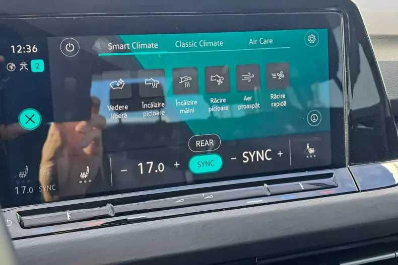 Volkswagen Golf din 2023 cu 22.237 km - oferta VOL144580 - foto 24