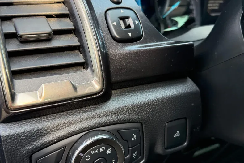 Ford Ranger din 2021 cu 44.600 km - oferta FOR144589 - foto 13