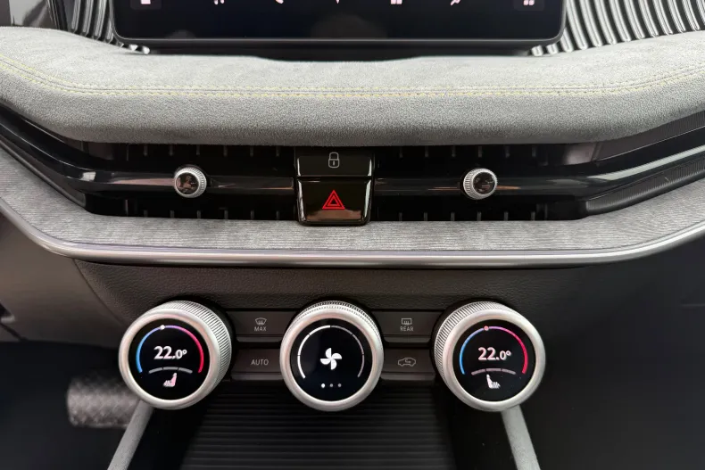 Skoda Superb din 2025 cu 1 km - oferta SKO144595 - foto 19