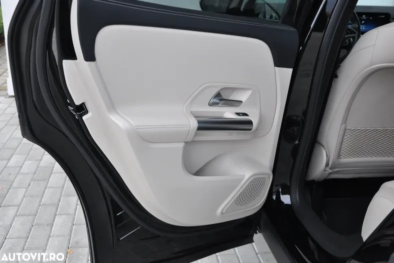 Mercedes-Benz GLA din 2024 cu 40.850 km - oferta MER144618 - foto 27