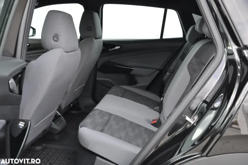 Volkswagen ID.4 din 2023 cu 57.100 km - oferta VOL144620 - foto 26