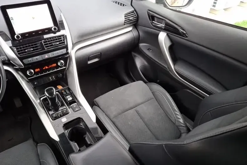 Mitsubishi Eclipse Cross din 2022 cu 92.726 km - oferta MIT144627 - foto 19