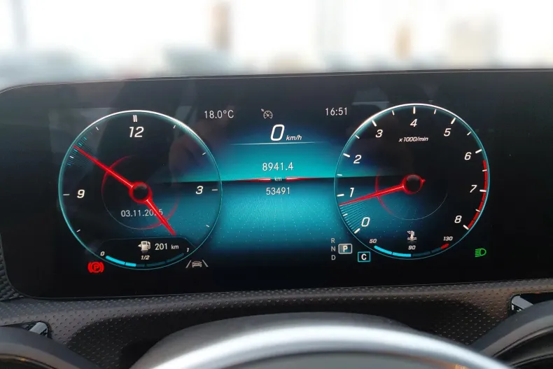 Mercedes-Benz CLA din 2020 cu 53.491 km - oferta MER144630 - foto 11