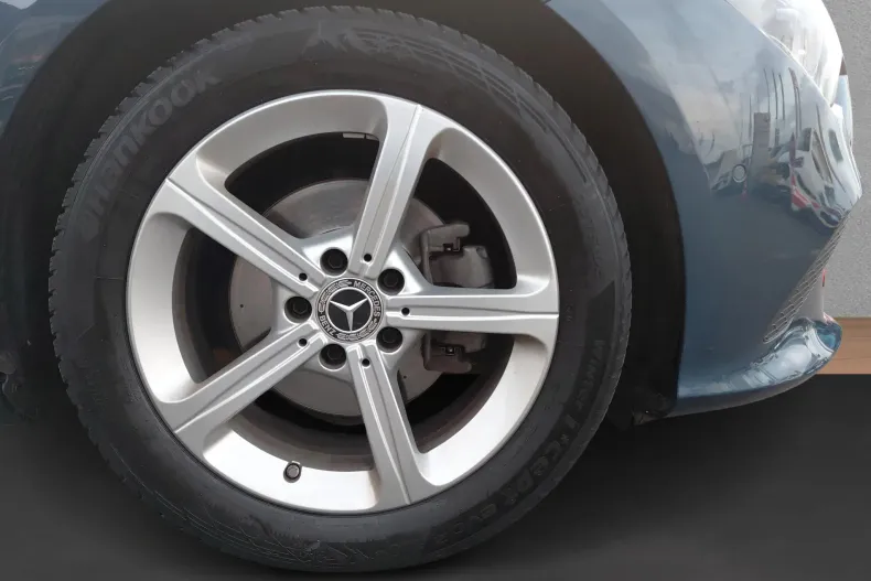 Mercedes-Benz CLA din 2020 cu 53.491 km - oferta MER144630 - foto 15