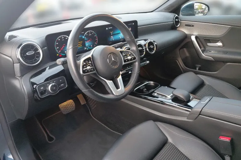 Mercedes-Benz CLA din 2020 cu 53.491 km - oferta MER144630 - foto 17