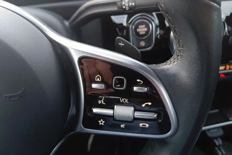 Mercedes-Benz CLA din 2020 cu 53.491 km - oferta MER144630 - foto 21