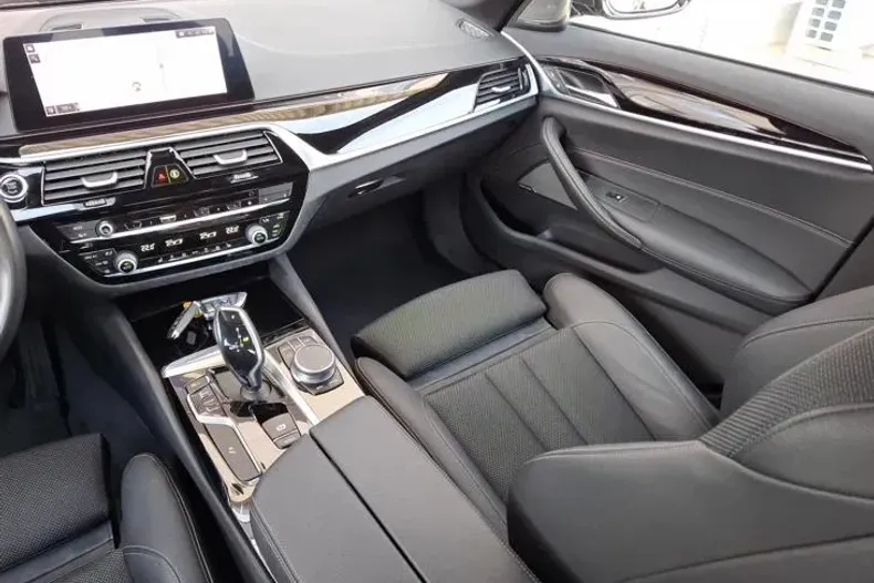 BMW Seria 5 din 2020 cu 96.688 km - oferta BMW144631 - foto 19