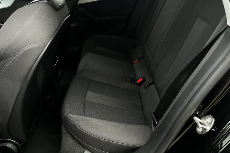 Audi A5 din 2019 cu 101.136 km - oferta AUD144635 - foto 10