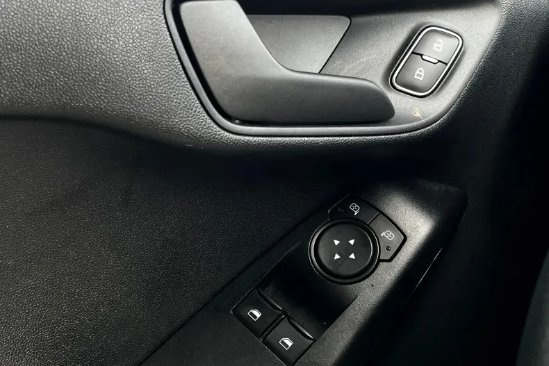 Ford Fiesta din 2022 cu 107.035 km - oferta FOR144636 - foto 19