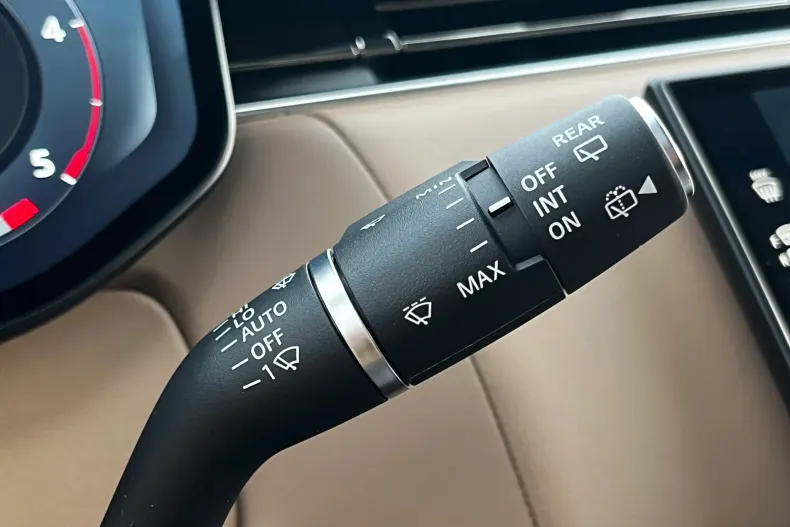 Land Rover Range Rover din 2024 cu 70.294 km - oferta LAN144641 - foto 20