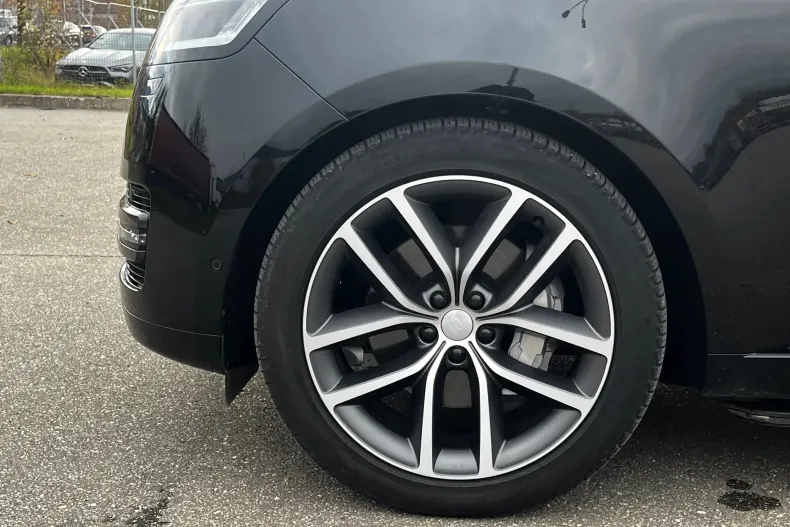 Land Rover Range Rover din 2024 cu 70.294 km - oferta LAN144641 - foto 38