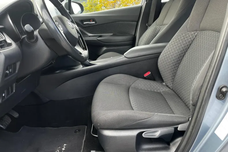 Toyota C-HR din 2020 cu 100.415 km - oferta TOY144642 - foto 10