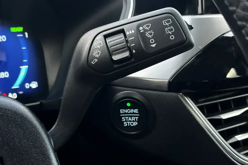 Ford Kuga din 2023 cu 39.607 km - oferta FOR144645 - foto 18