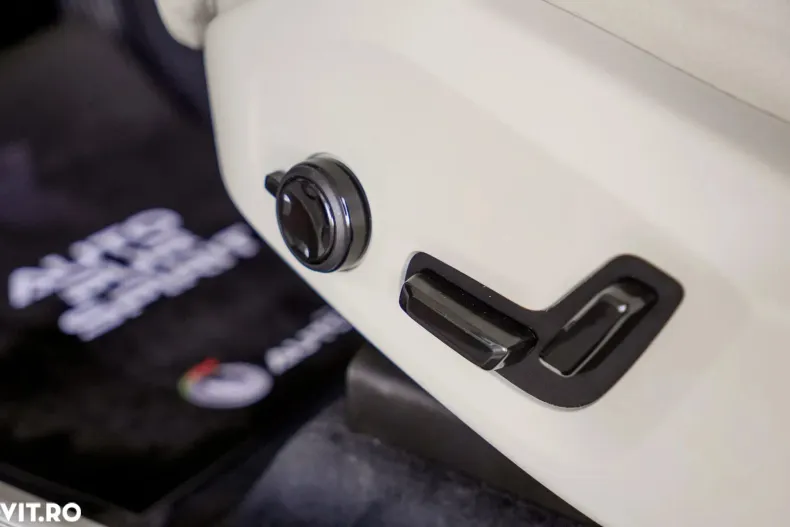 Volvo XC60 din 2021 cu 69.000 km - oferta VOL144651 - foto 24