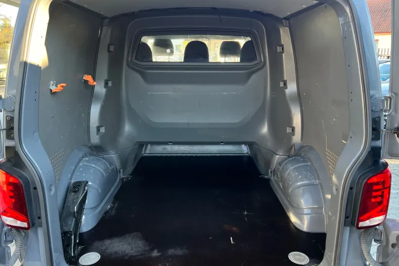 Volkswagen Transporter din 2020 cu 104.055 km - oferta VOL144655 - foto 12