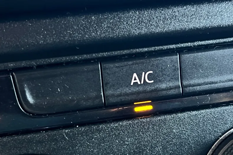 Volkswagen Transporter din 2020 cu 104.055 km - oferta VOL144655 - foto 26