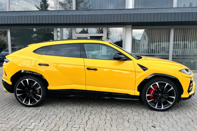 Lamborghini Urus din 2020 cu 26.680 km - oferta LAM144657 - foto 2