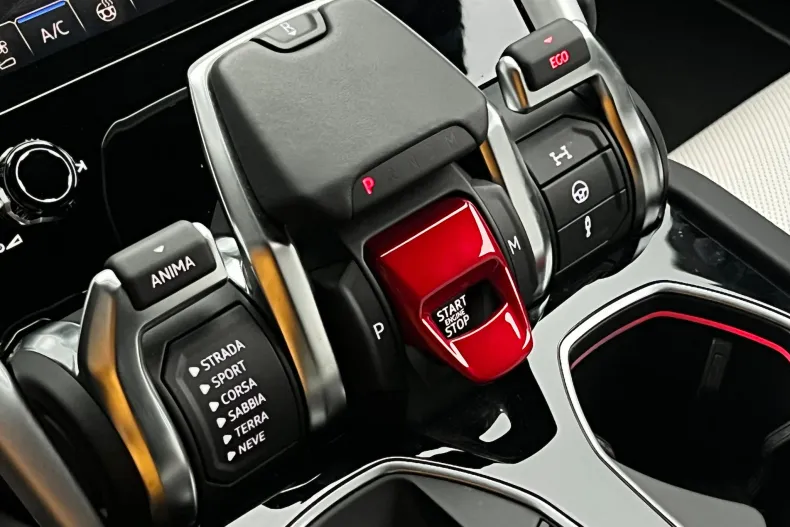 Lamborghini Urus din 2020 cu 26.680 km - oferta LAM144657 - foto 39