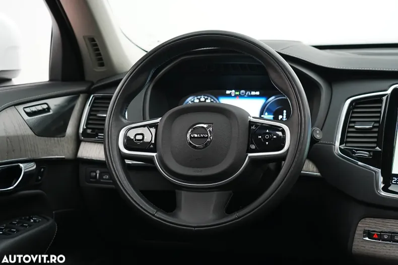 Volvo XC90 din 2021 cu 142.000 km - oferta VOL144660 - foto 18