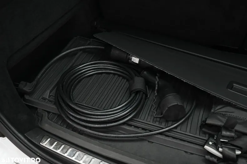 Volvo XC90 din 2021 cu 142.000 km - oferta VOL144660 - foto 36