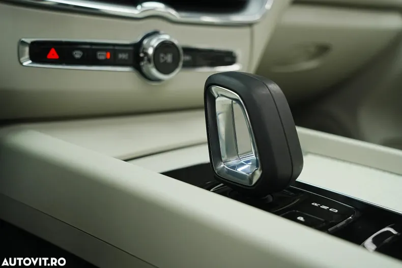 Volvo XC60 din 2021 cu 93.000 km - oferta VOL144669 - foto 22