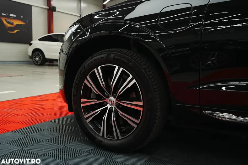 Volvo XC60 din 2021 cu 93.000 km - oferta VOL144669 - foto 32