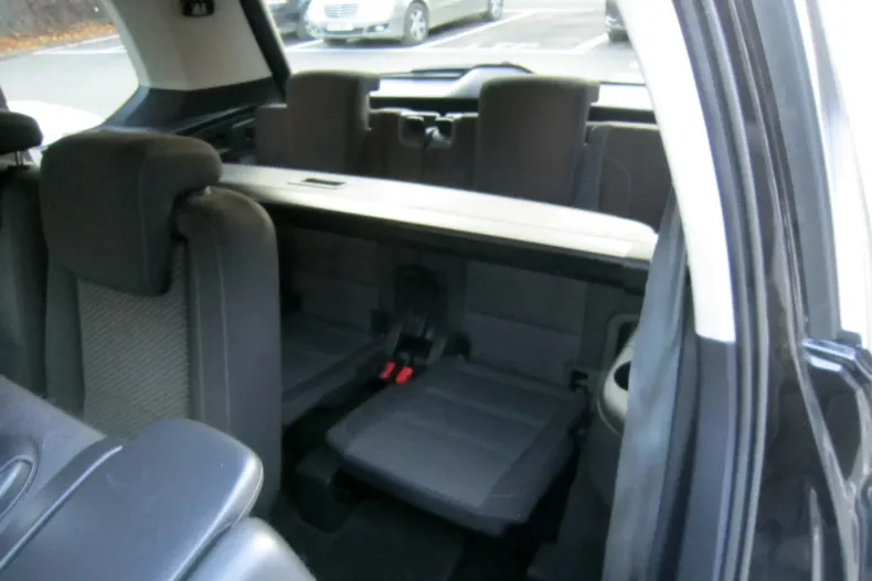 Volkswagen Touran din 2020 cu 125.817 km - oferta VOL144675 - foto 9