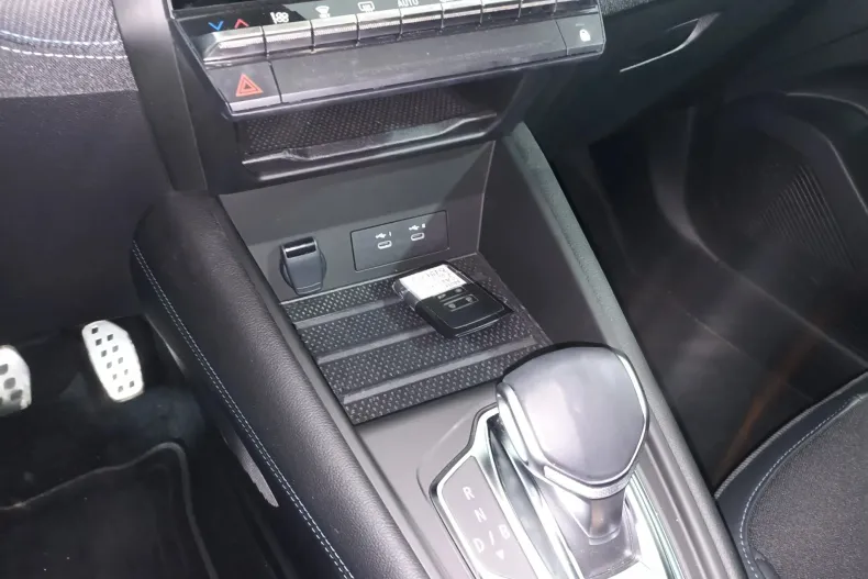 Renault Captur din 2024 cu 13.000 km - oferta REN144677 - foto 12