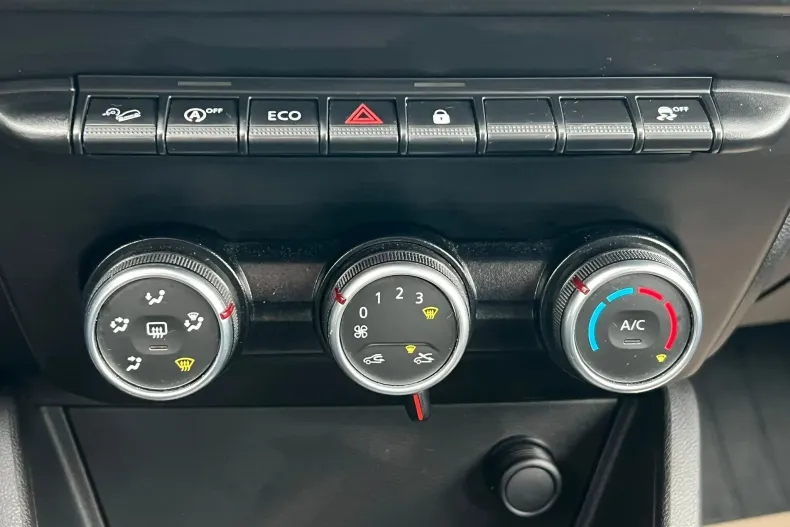 Dacia Duster din 2021 cu 68.151 km - oferta DAC144681 - foto 22