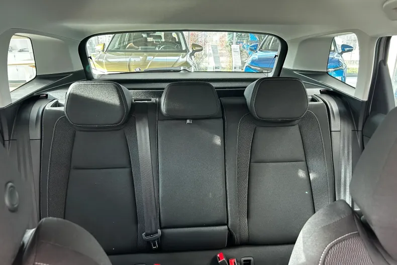 Skoda Karoq din 2025 cu 20 km - oferta SKO144684 - foto 11