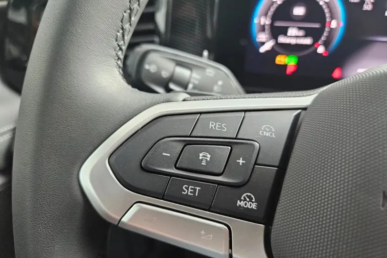 Volkswagen Tiguan din 2025 cu 25 km - oferta VOL144687 - foto 11