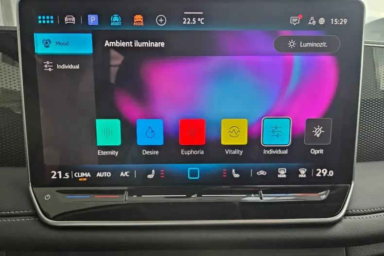 Volkswagen Tiguan din 2025 cu 25 km - oferta VOL144687 - foto 19