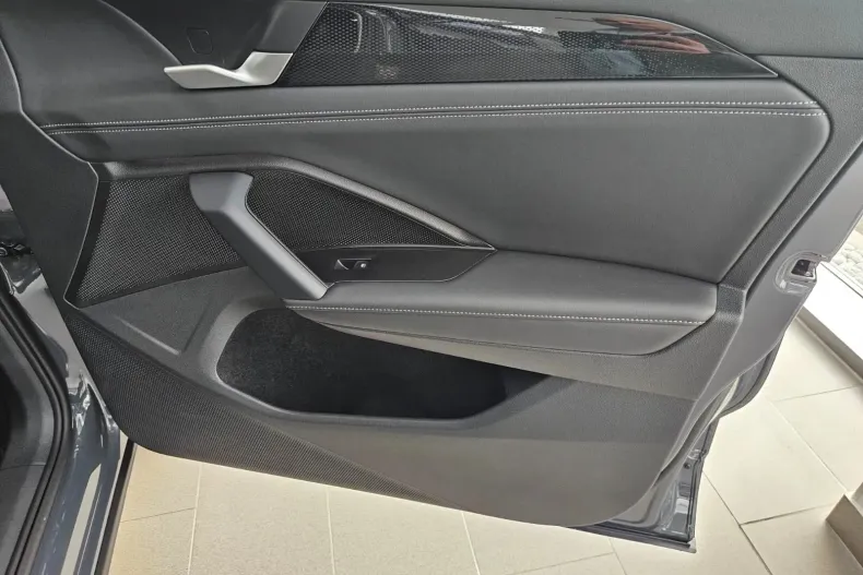 Volkswagen Tiguan din 2025 cu 25 km - oferta VOL144687 - foto 27