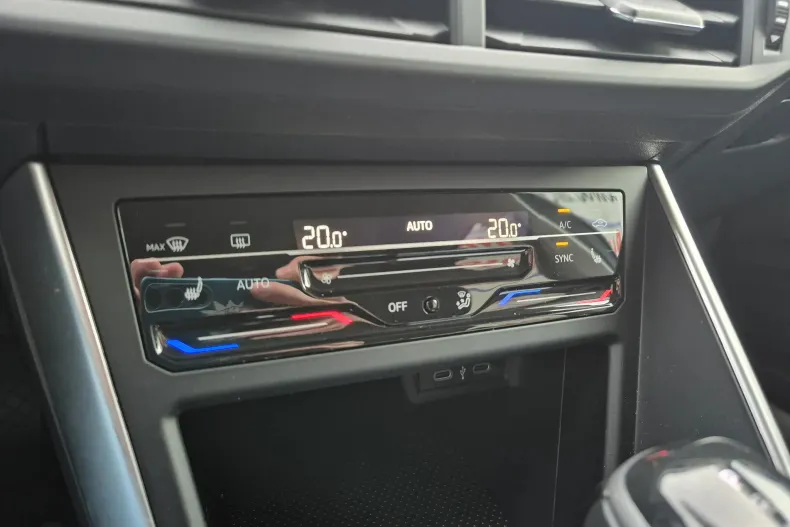 Volkswagen Taigo din 2024 cu 53.770 km - oferta VOL144688 - foto 32