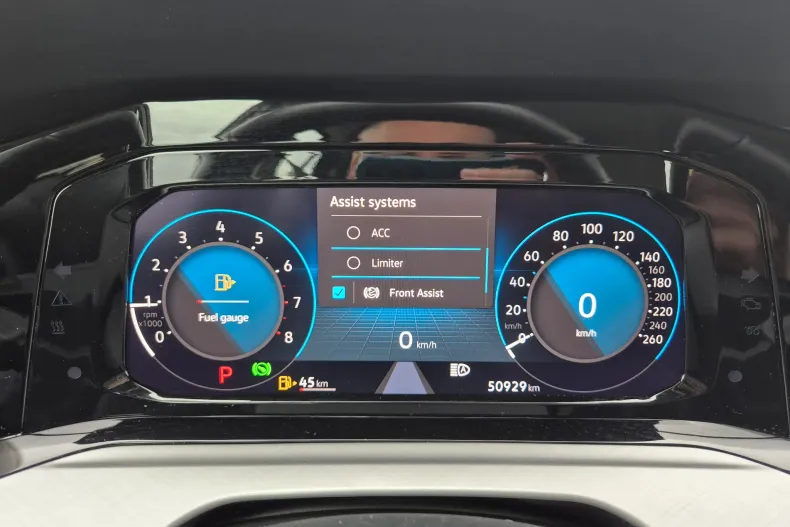 Volkswagen Golf din 2024 cu 50.929 km - oferta VOL144689 - foto 18