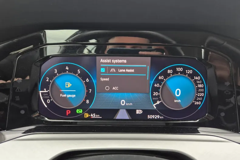 Volkswagen Golf din 2024 cu 50.929 km - oferta VOL144689 - foto 20