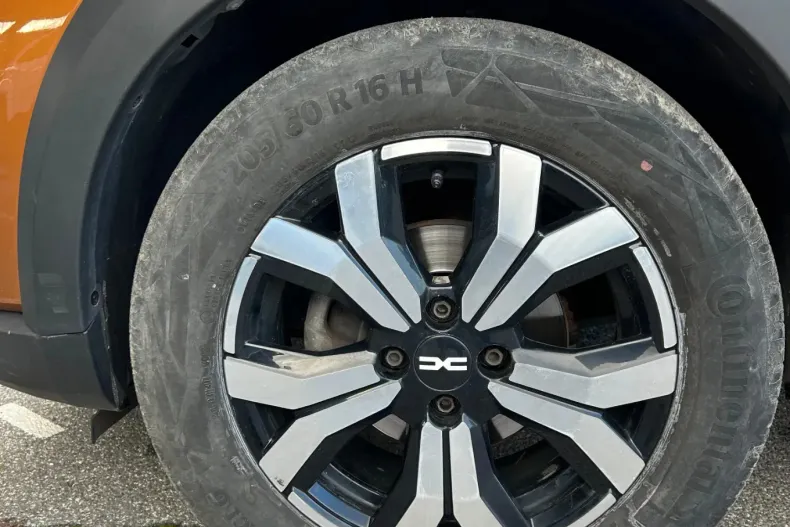 Dacia Sandero Stepway din 2023 cu 83.280 km - oferta DAC144695 - foto 16