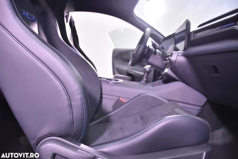 Ford Mustang din 2025 cu 3.200 km - oferta FOR144697 - foto 11