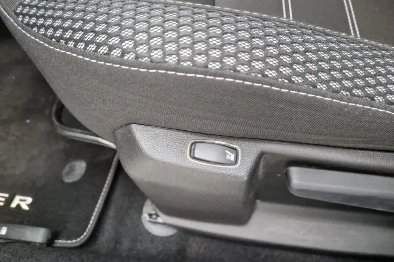 Dacia Duster din 2021 cu 140.075 km - oferta DAC144700 - foto 11