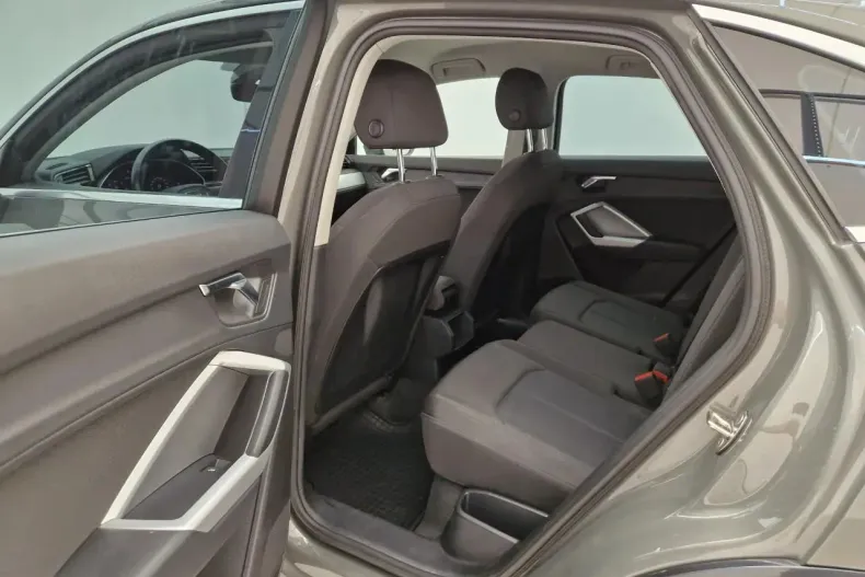 Audi Q3 din 2021 cu 73.584 km - oferta AUD144701 - foto 10