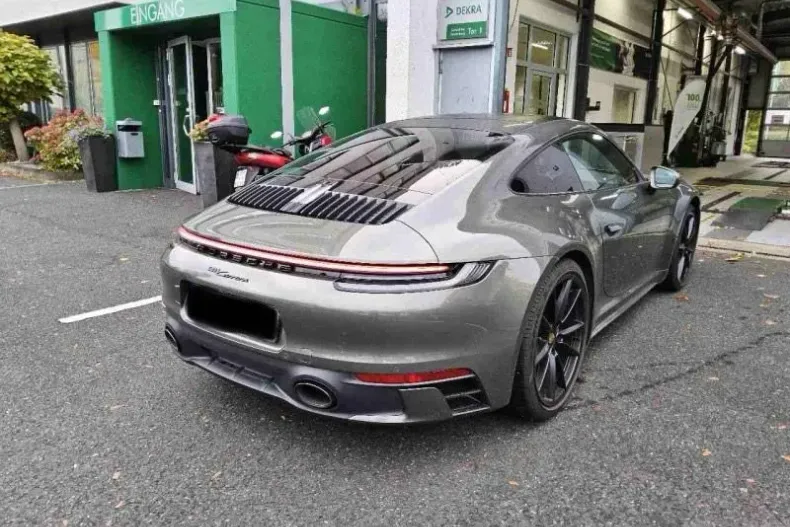 Porsche 911 din 2021 cu 17.547 km - oferta POR144703 - foto 3