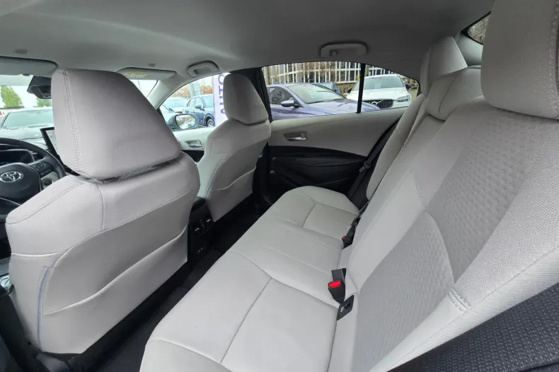 Toyota Corolla din 2025 cu 7.800 km - oferta TOY144726 - foto 6