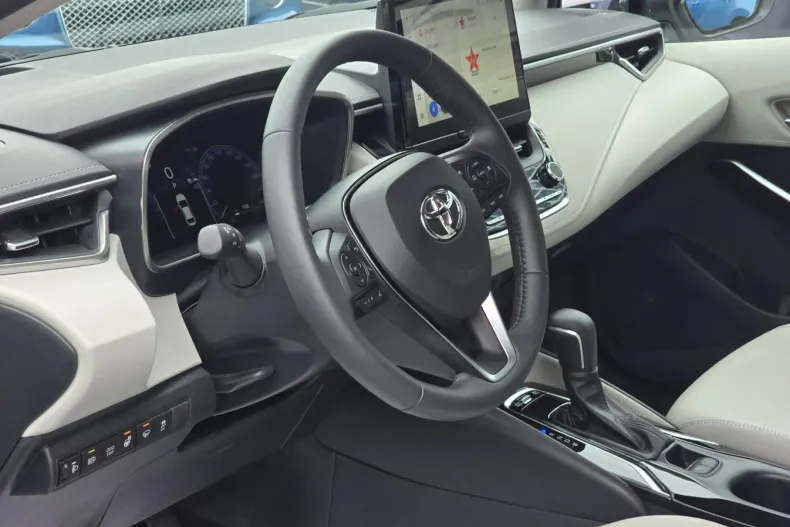 Toyota Corolla din 2025 cu 7.800 km - oferta TOY144726 - foto 12