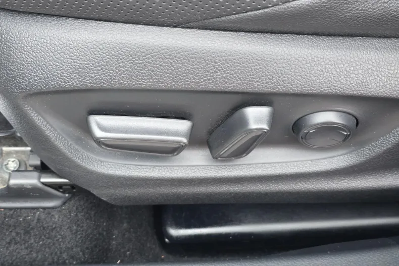 Toyota C-HR din 2024 cu 26.609 km - oferta TOY144727 - foto 13