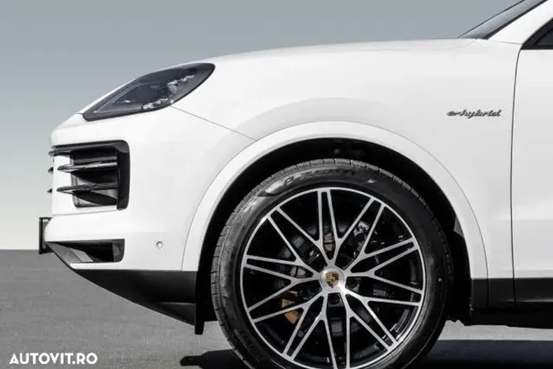 Porsche Cayenne din 2023 cu 12.900 km - oferta POR144732 - foto 2