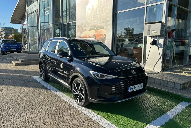 MG ZS HEV din 2025 cu 900 km - oferta MG0144735 - foto 1