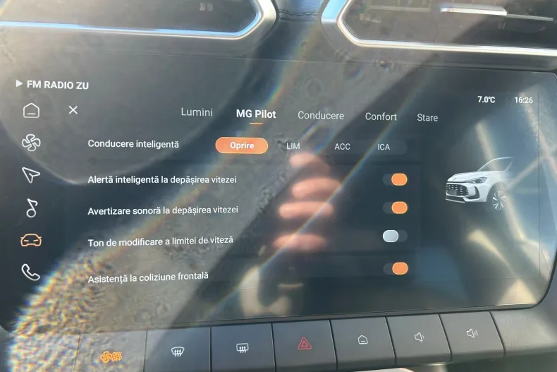 MG ZS HEV din 2025 cu 900 km - oferta MG0144735 - foto 7