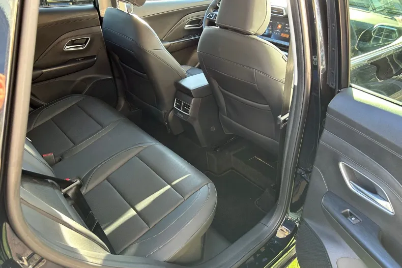 MG ZS HEV din 2025 cu 900 km - oferta MG0144735 - foto 9