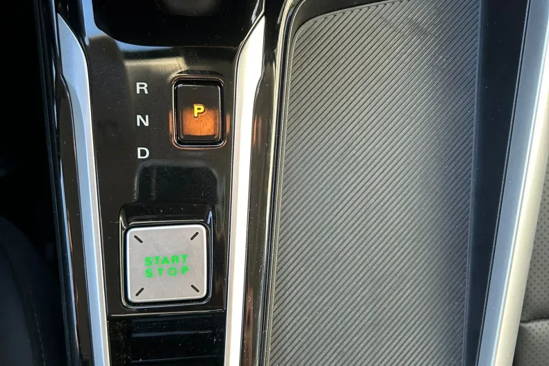 MG ZS HEV din 2025 cu 900 km - oferta MG0144735 - foto 17